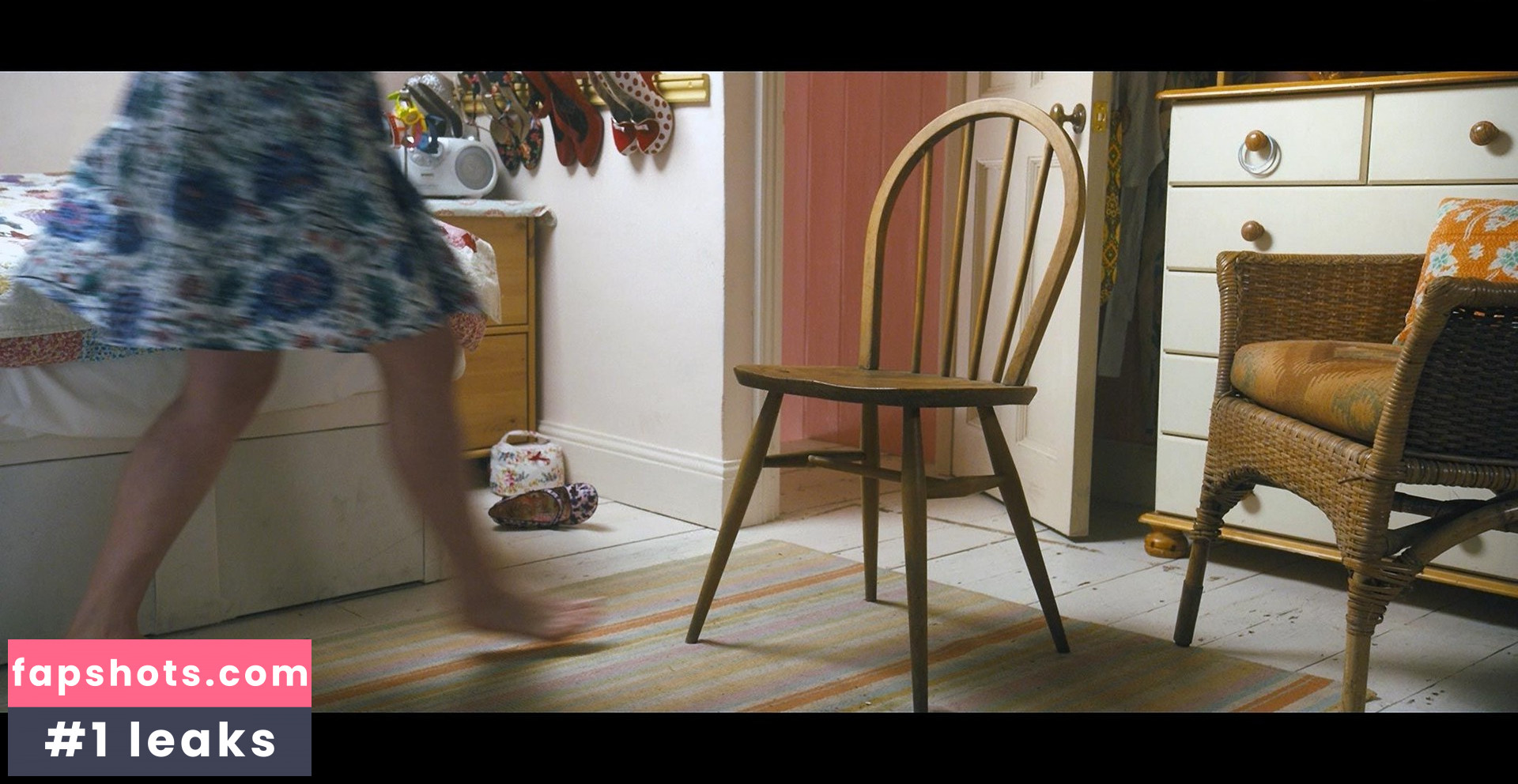 Emilia Clarke Nahé úniky fotek pouze od fanoušků #426 - Fapshots