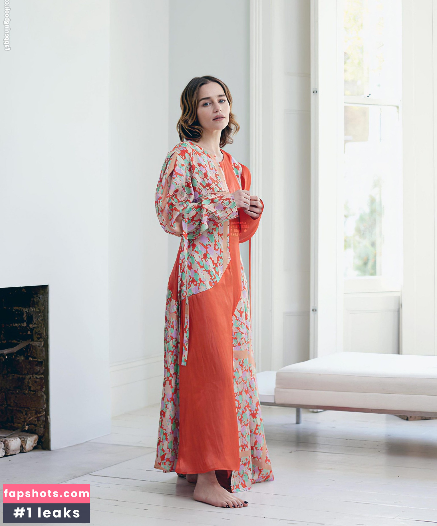 Emilia Clarke Nahé úniky fotek pouze od fanoušků #427 - Fapshots