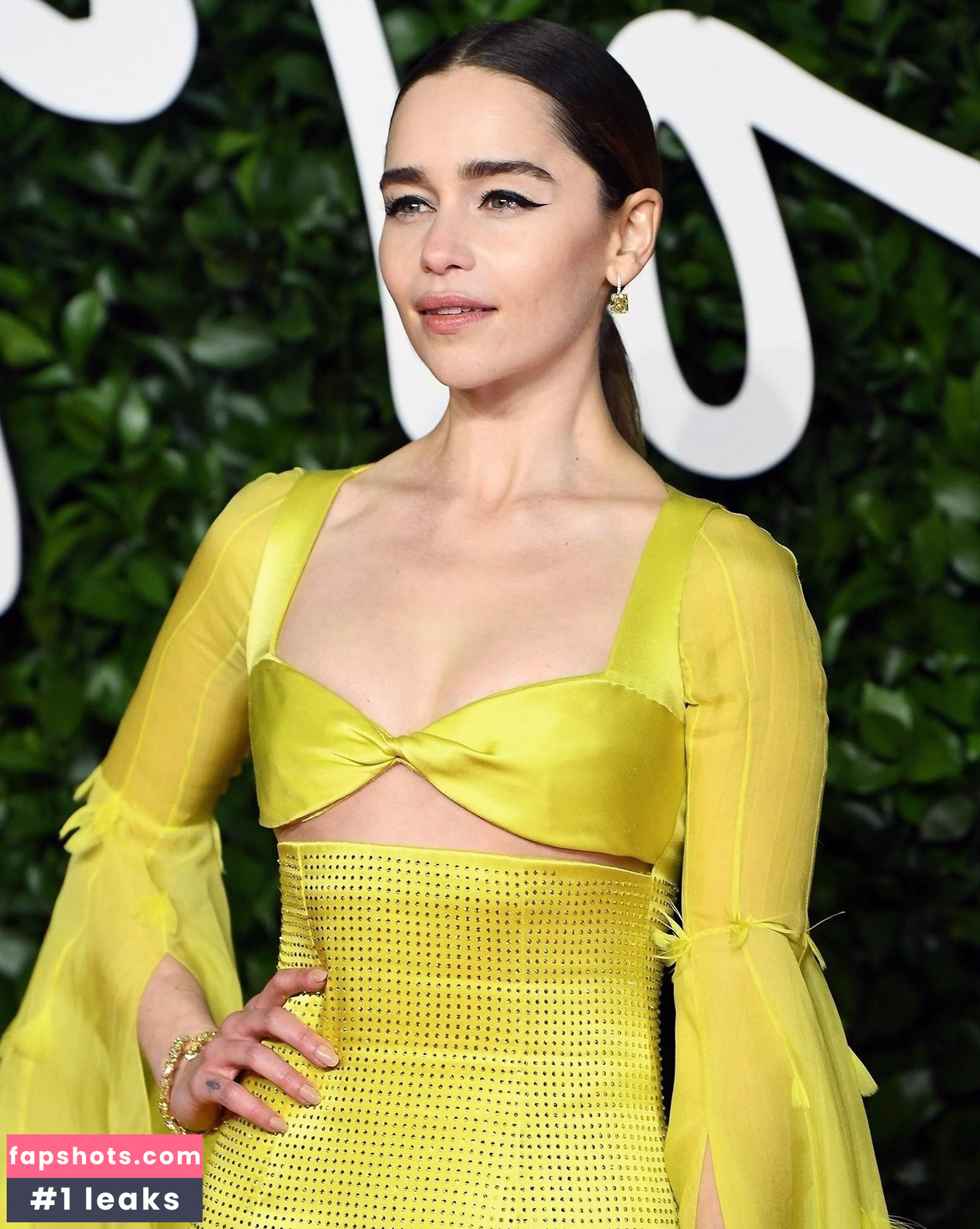Emilia Clarke Nahé úniky fotek pouze od fanoušků #471 - Fapshots