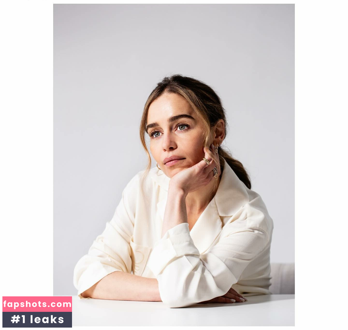 Emilia Clarke Nahé úniky fotek pouze od fanoušků #52 - Fapshots