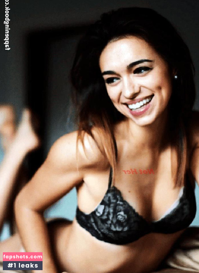 Emilia Clarke Nahé úniky fotek pouze od fanoušků #543 - Fapshots