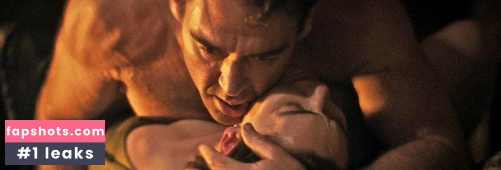 Emilia Clarke Nahé úniky fotek pouze od fanoušků #575 - Fapshots