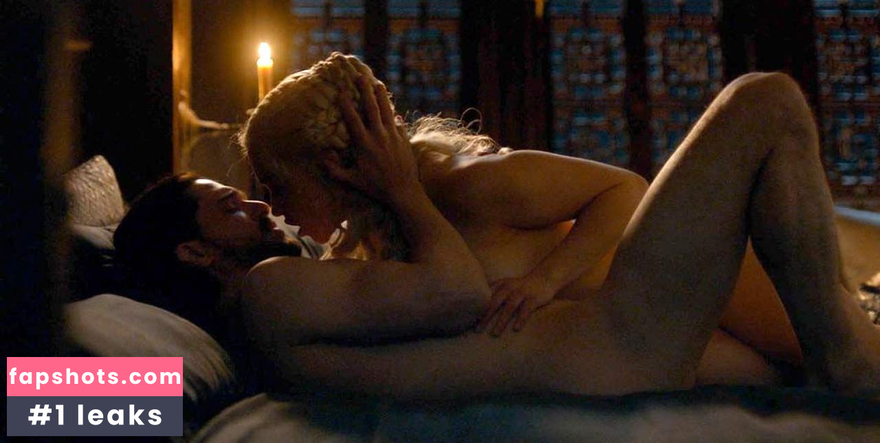 Emilia Clarke Nahé úniky fotek pouze od fanoušků #583 - Fapshots