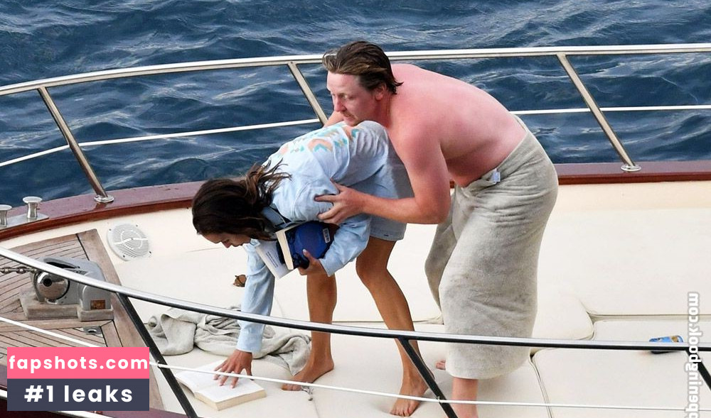 Emilia Clarke Nahé úniky fotek pouze od fanoušků #603 - Fapshots