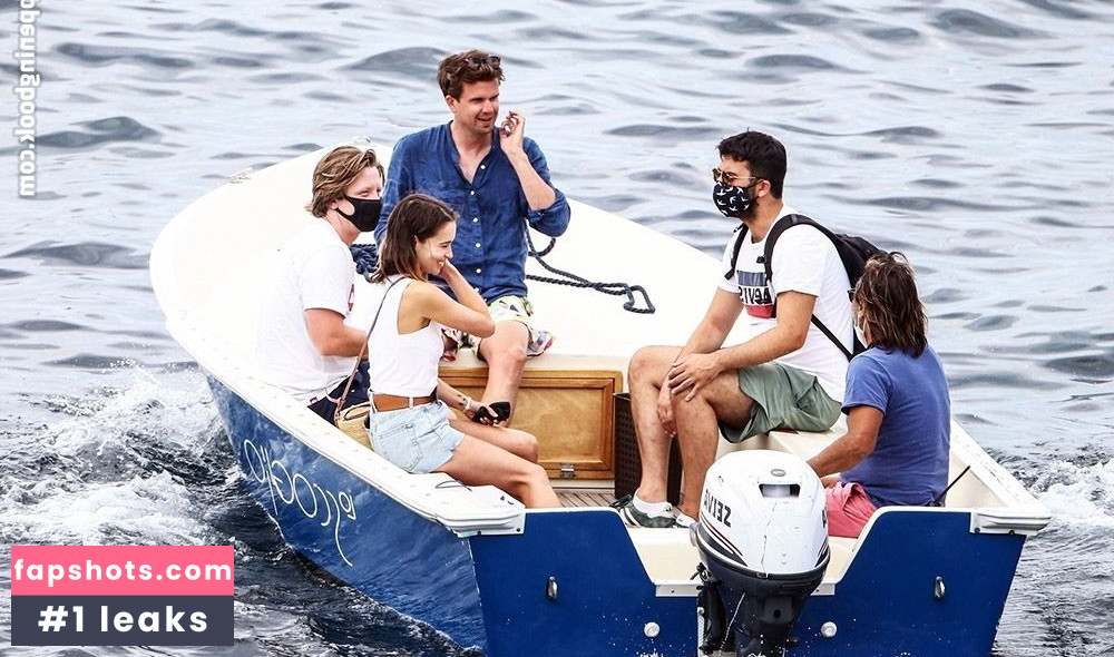 Emilia Clarke Nahé úniky fotek pouze od fanoušků #609 - Fapshots