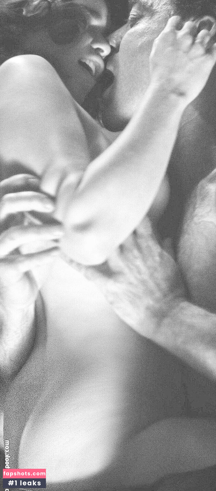 Emilia Clarke Nahé úniky fotek pouze od fanoušků #65 - Fapshots