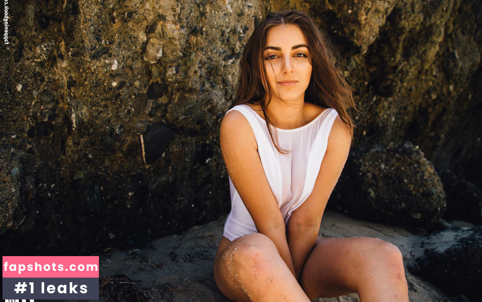 Emilia Hartford gallery photo #40