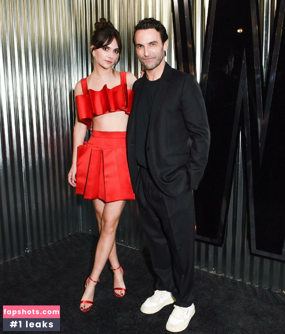 Emilia Jones gallery photo #45