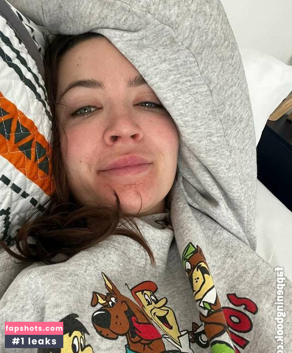 Emilia Mars Nude Leaks OnlyFans Photos #16 - LeakJerk