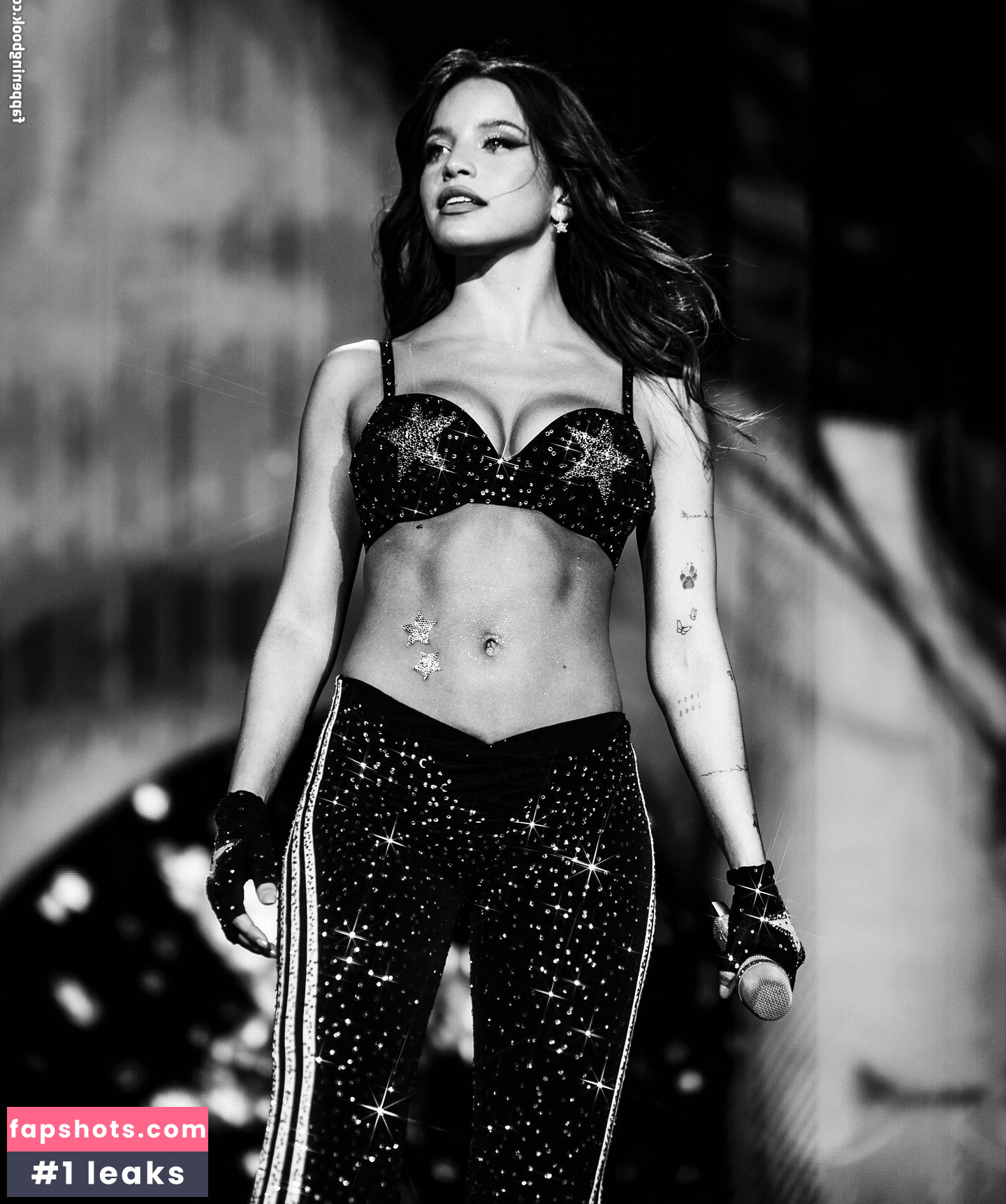 Emilia Mernes gallery photo #13