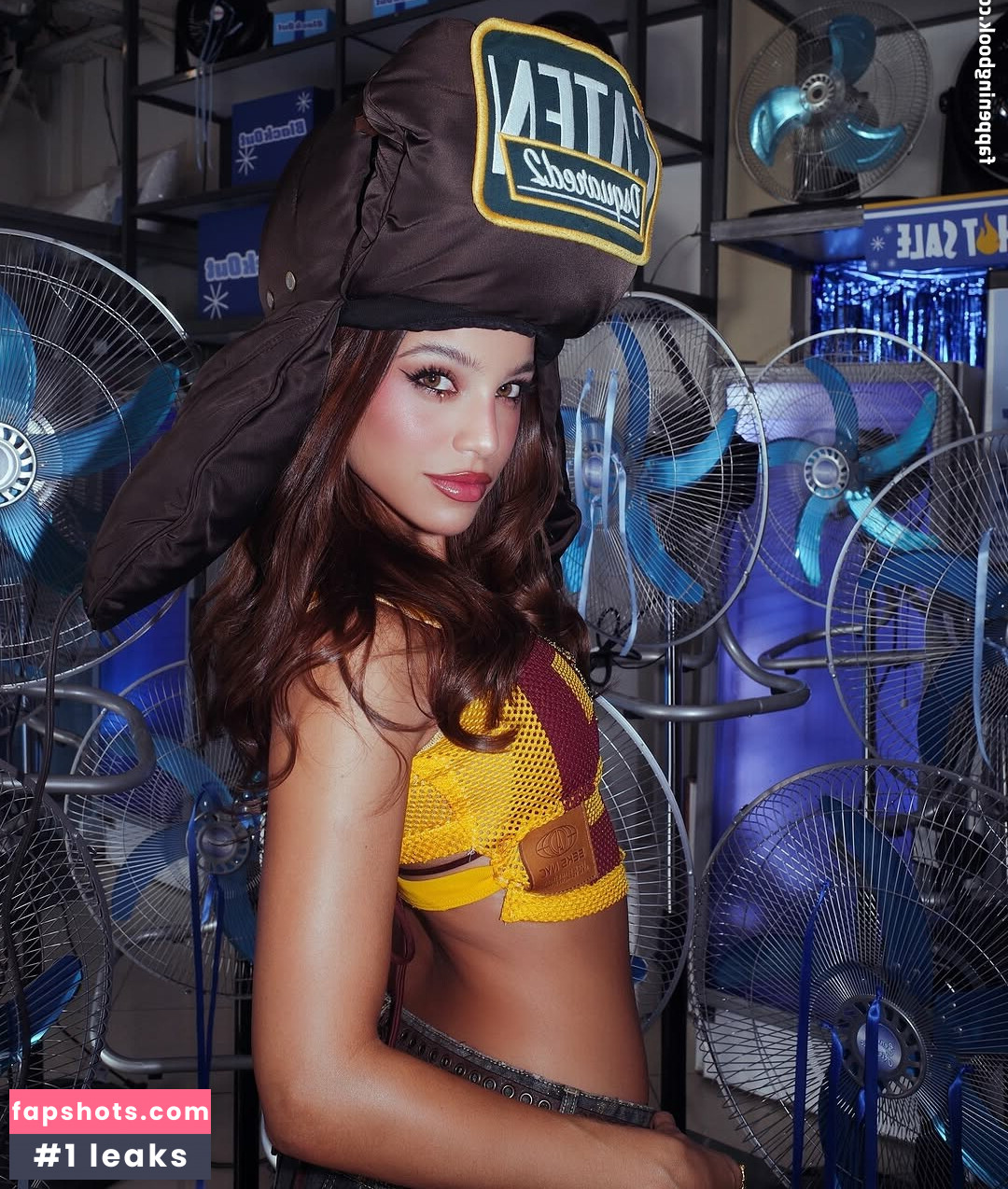 Emilia Mernes gallery photo #23