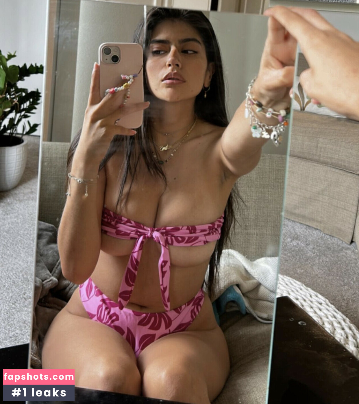 Emilia Torres gallery photo #2