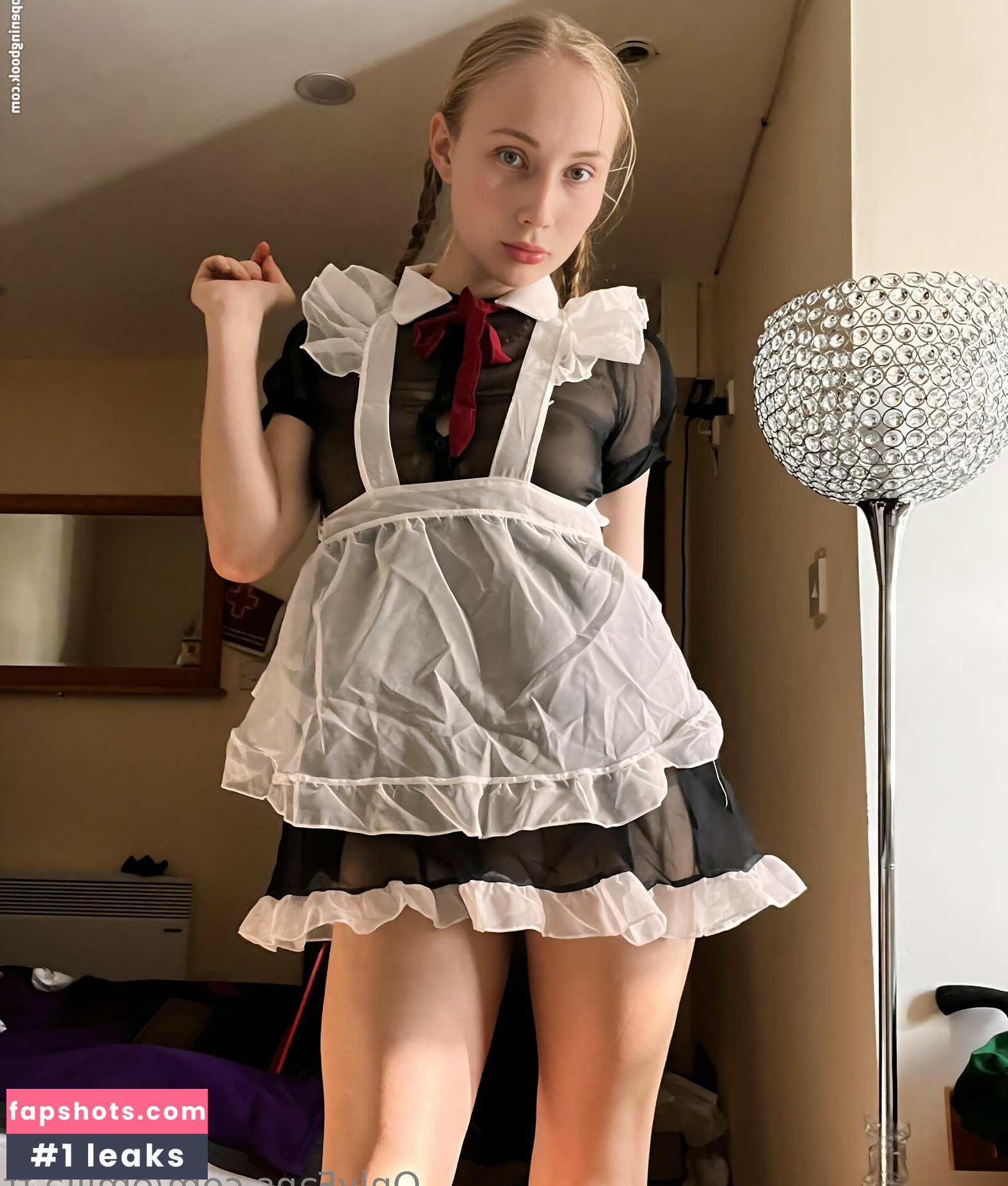 emilia.tt Nahé úniky fotek pouze od fanoušků #4 - Fapshots