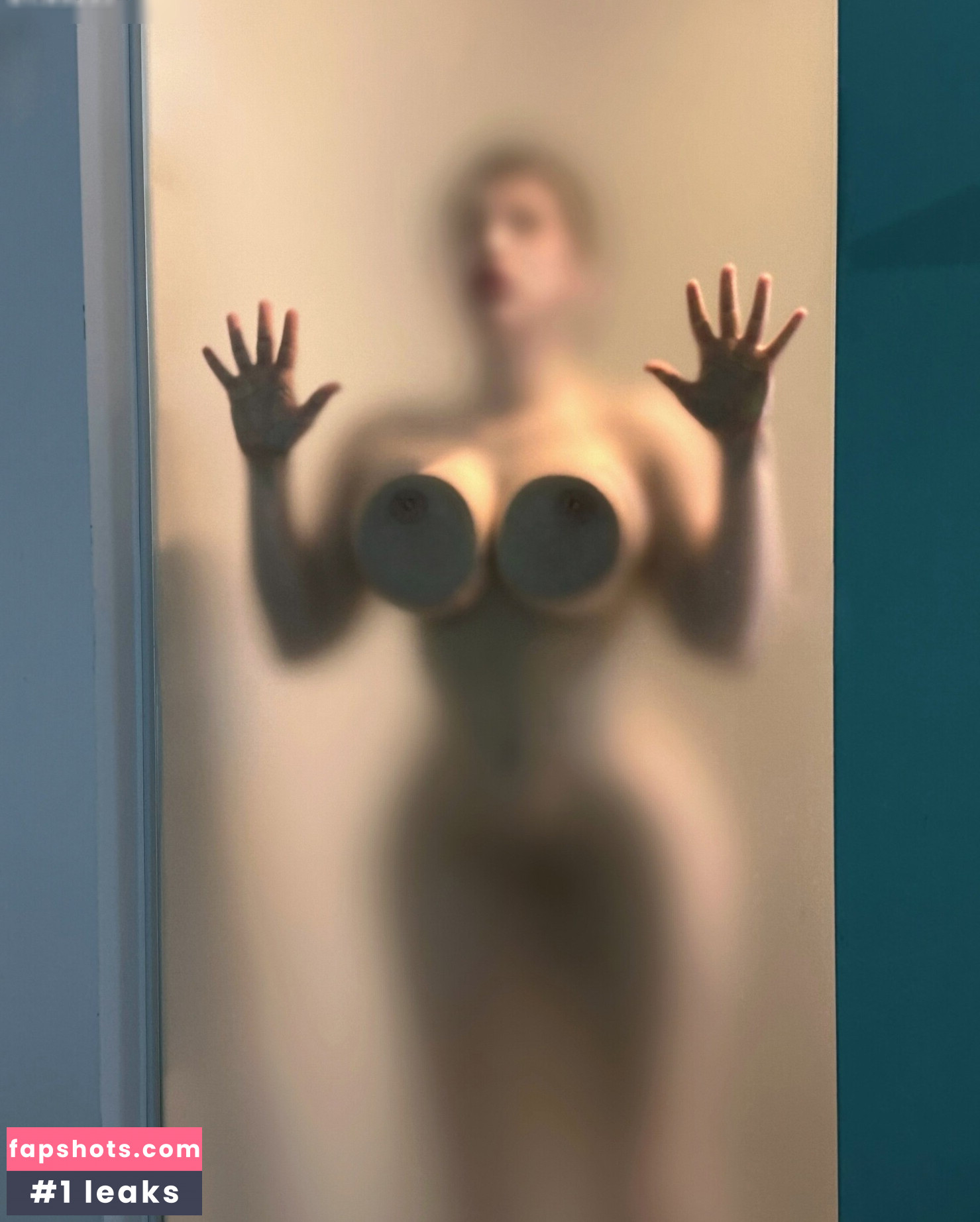 Emilia Zabberoni gallery photo #12