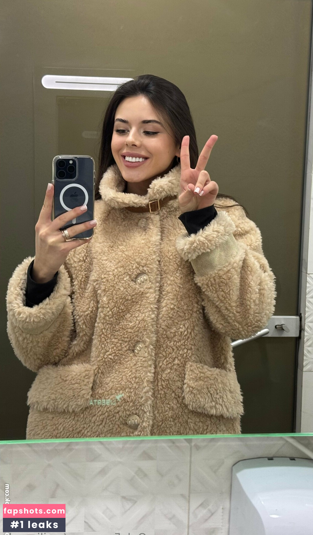 emiliaarola gallery photo #61