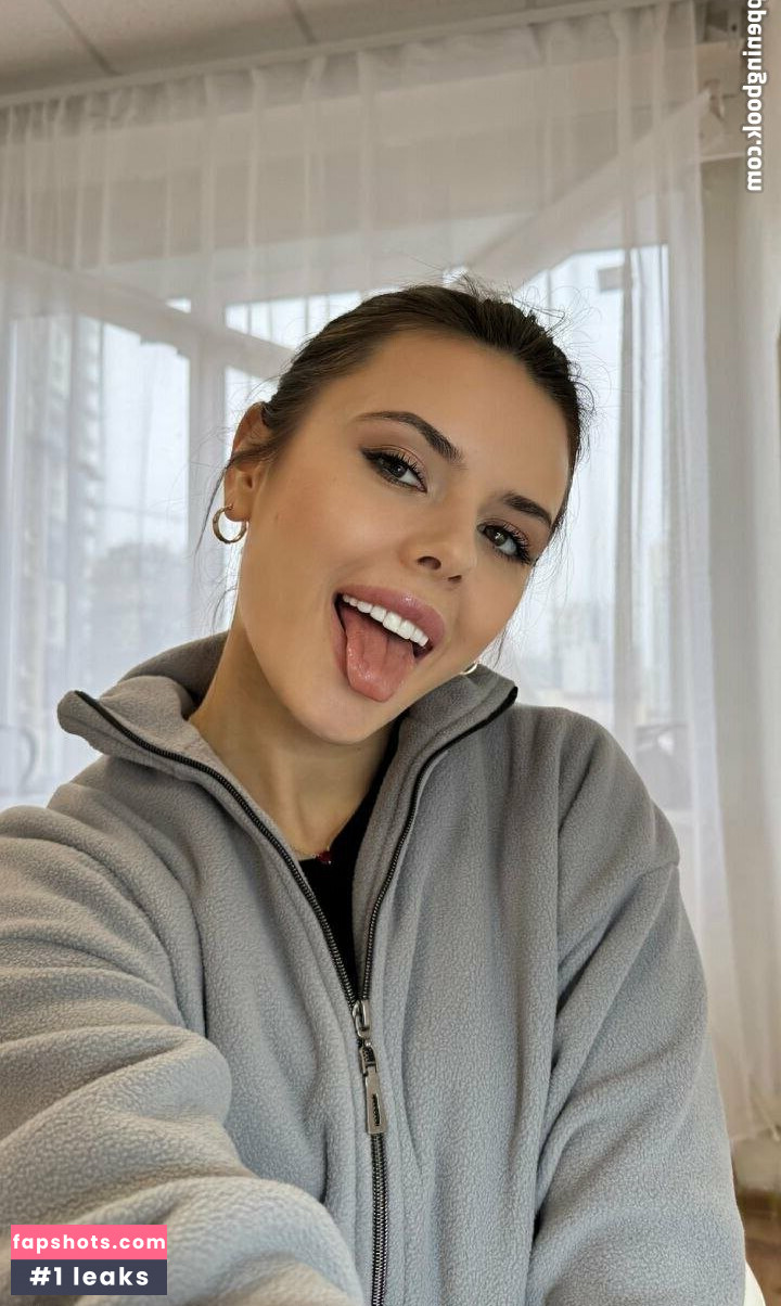 emiliaarola gallery photo #98