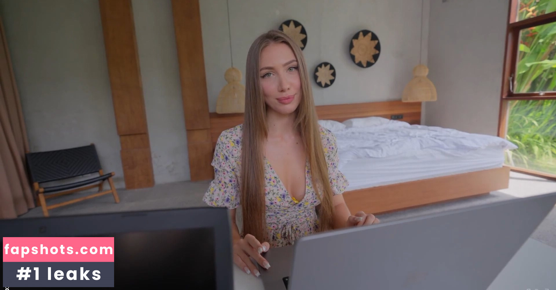 emiliaofficial Nahé úniky fotek pouze od fanoušků #138 - Fapshots