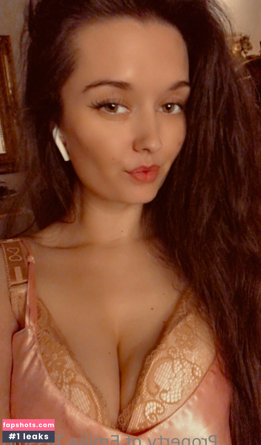 emiliatassulo gallery photo #14