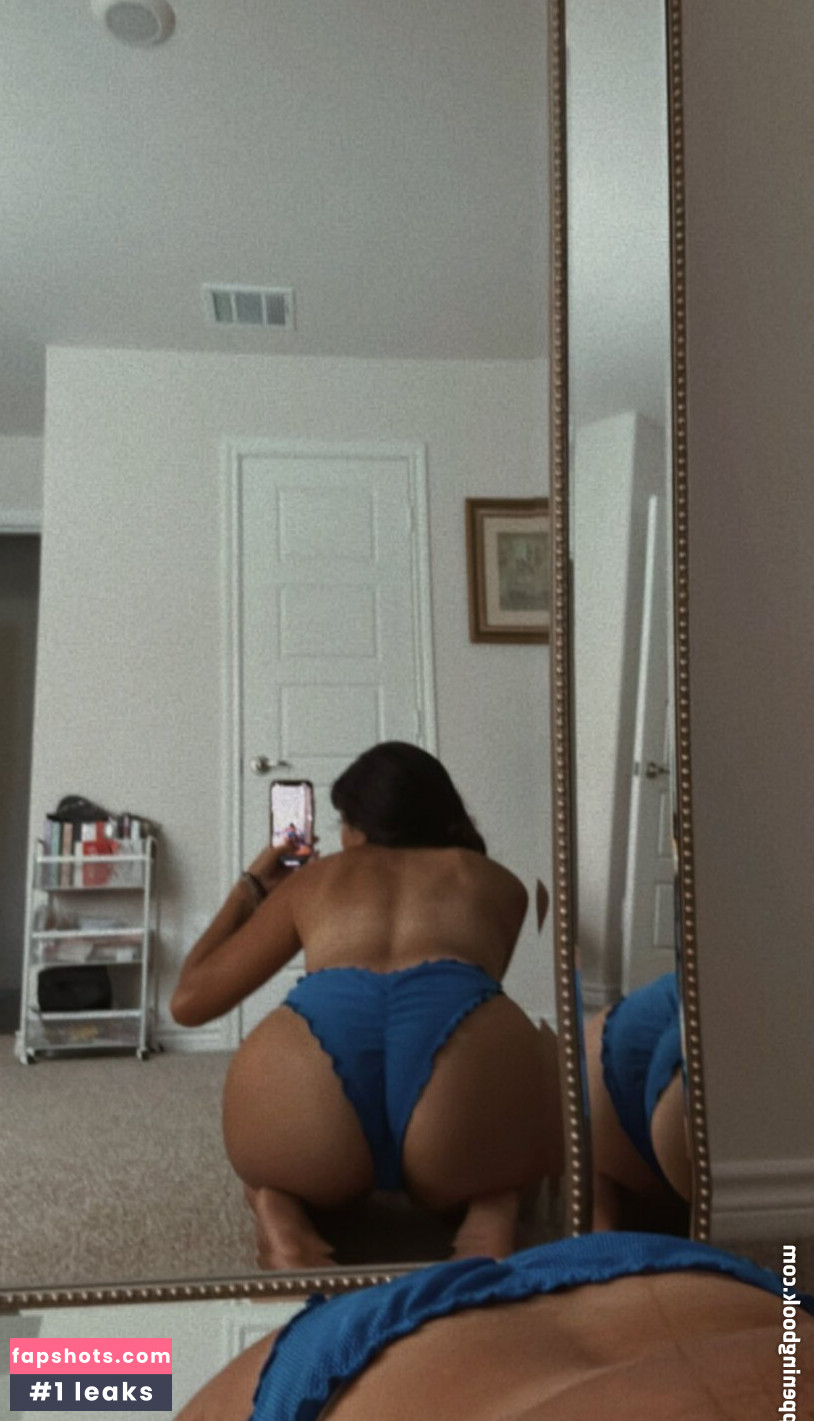 Emiliatorres55 gallery photo #6