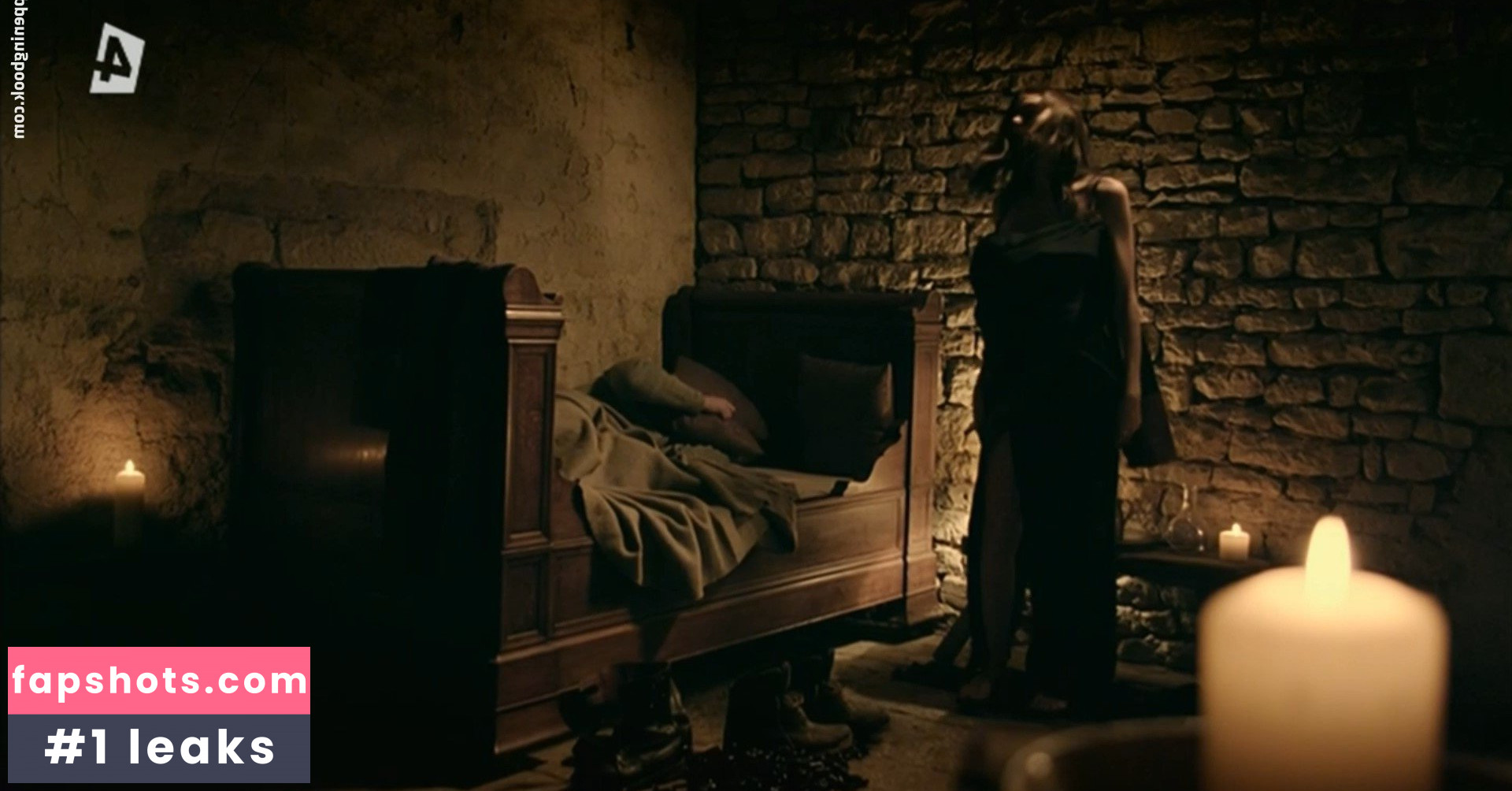 Emilie Arthapignet gallery photo #3