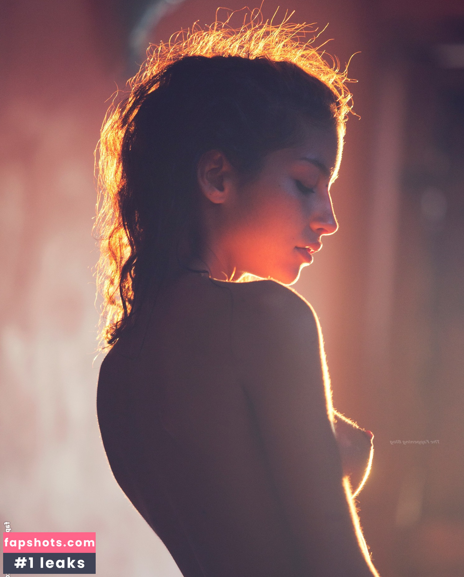 Emilie Payet gallery photo #30