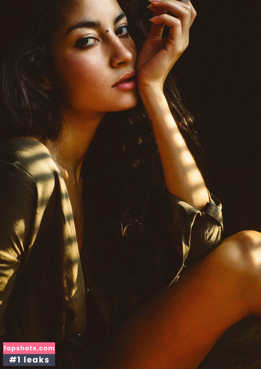 Emilie Payet gallery photo #62