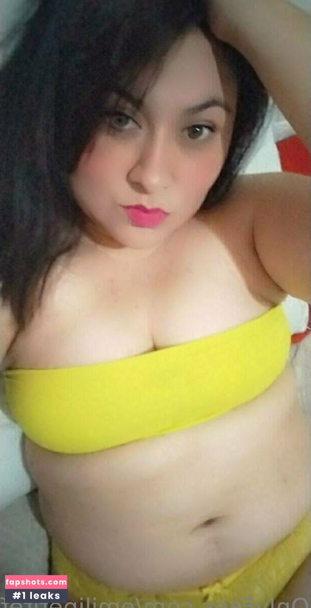 emilipetitefree nude babe gallery