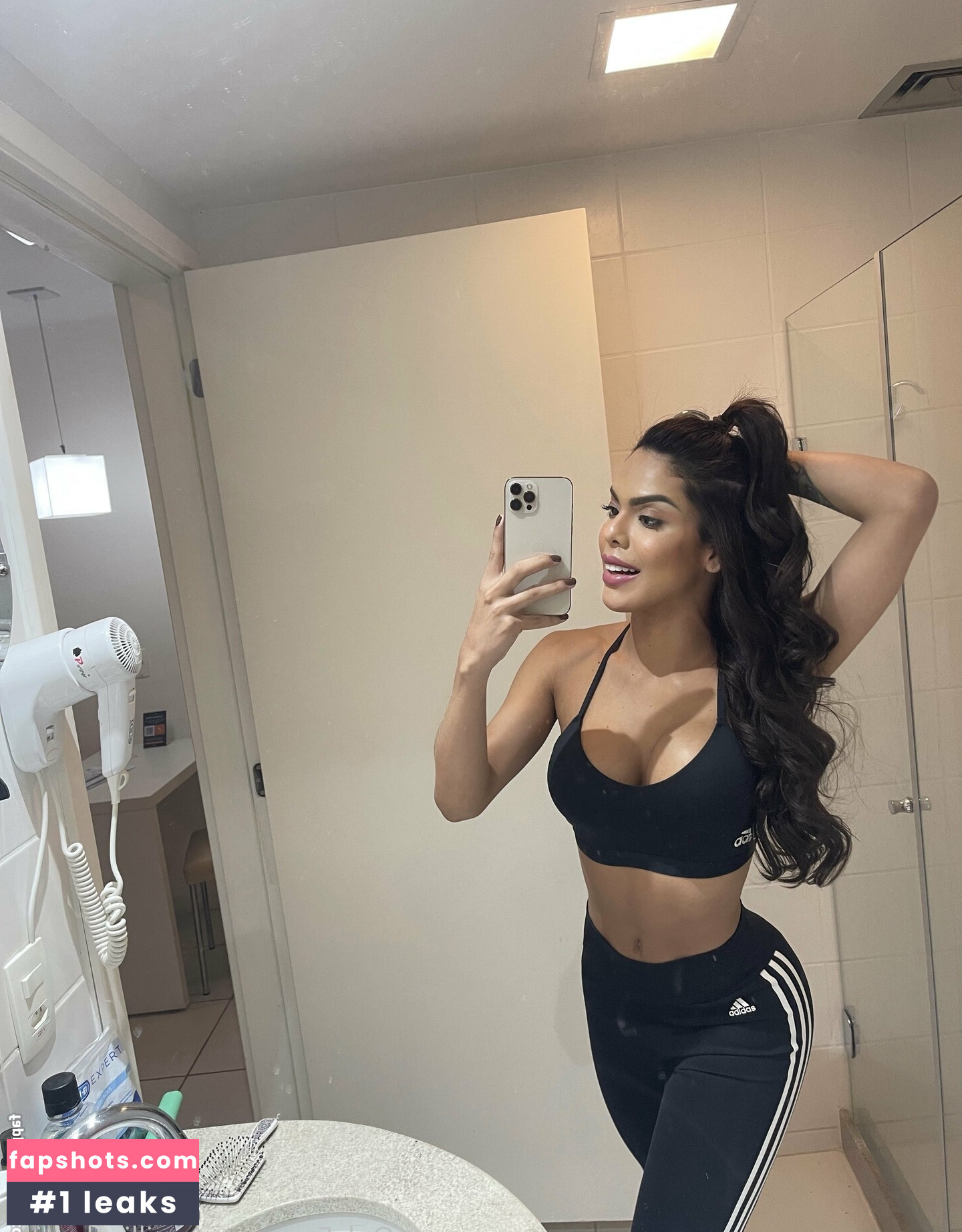 emillivalentina Nahé úniky fotek pouze od fanoušků #14 - Fapshots