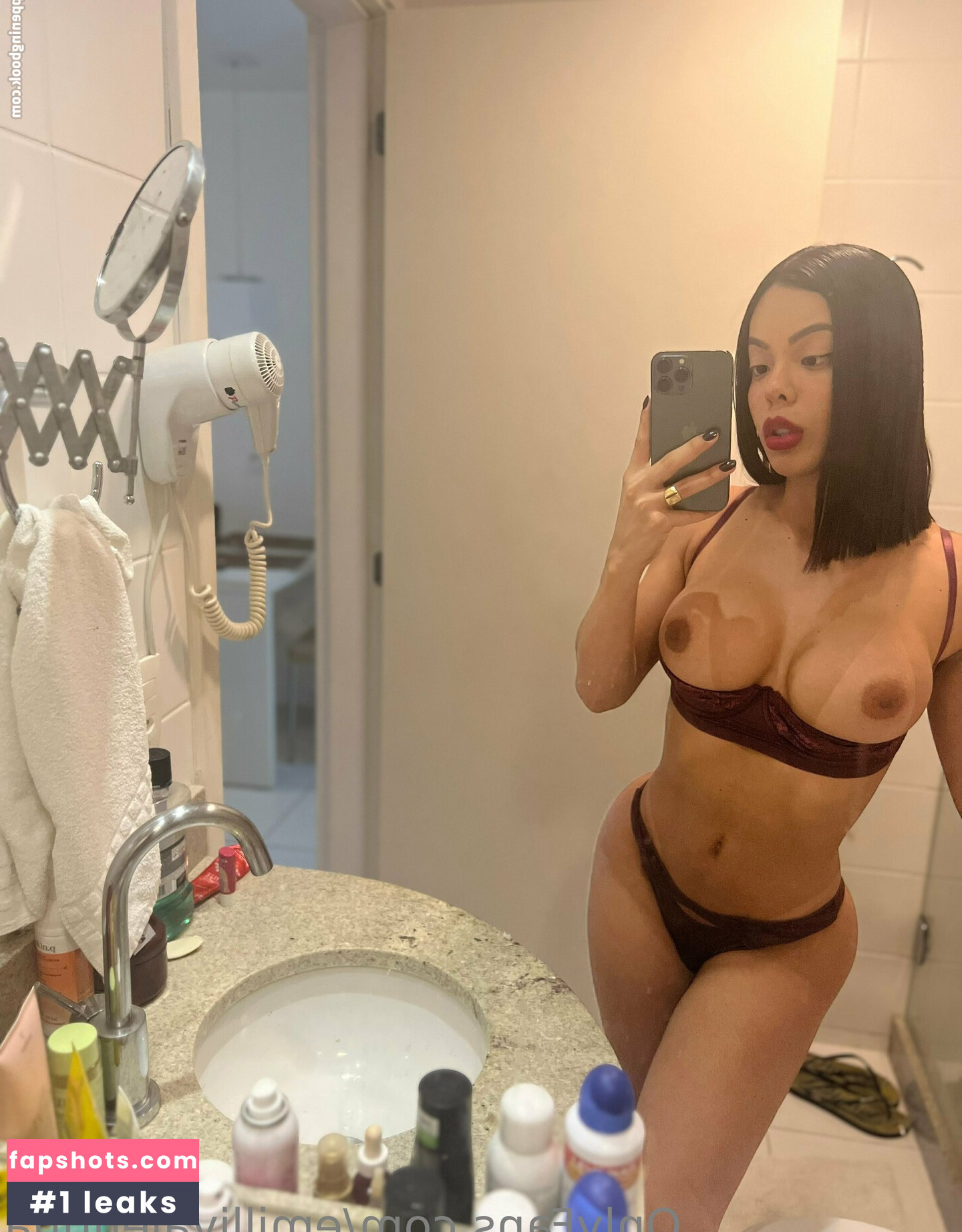 emillivalentina Nahé úniky fotek pouze od fanoušků #19 - Fapshots