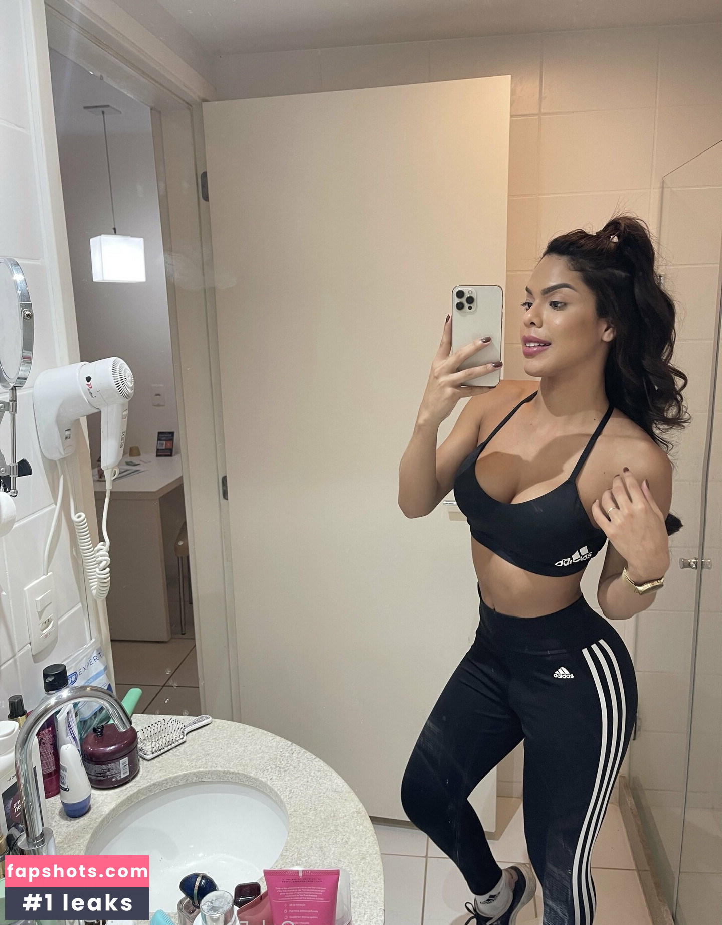 emillivalentina Nahé úniky fotek pouze od fanoušků #23 - Fapshots