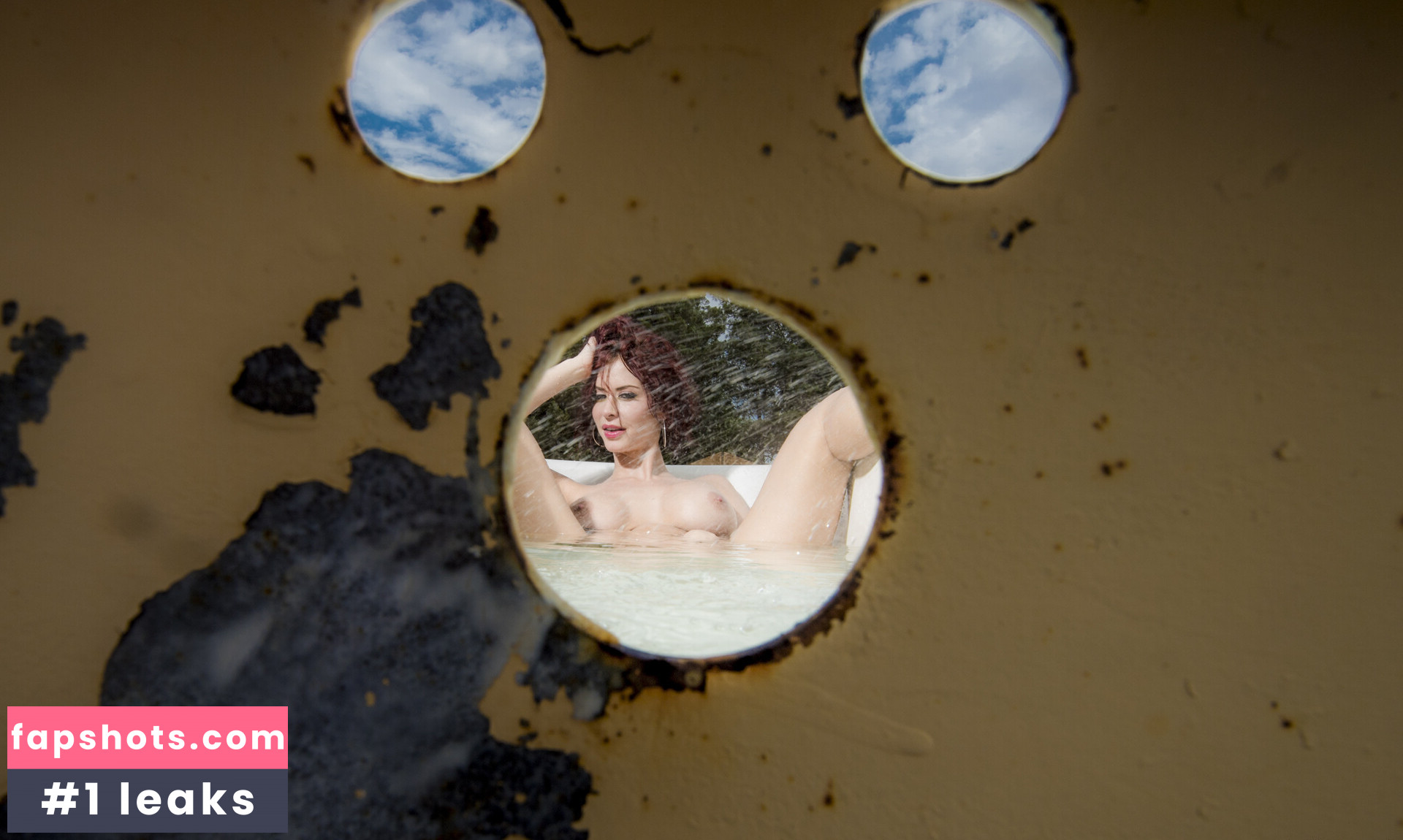 Emily Addison gallery photo #26