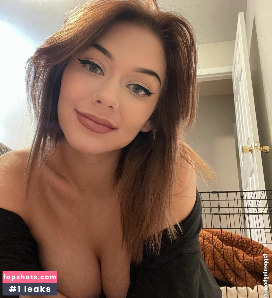 Emily Anne Gordon gallery photo #110