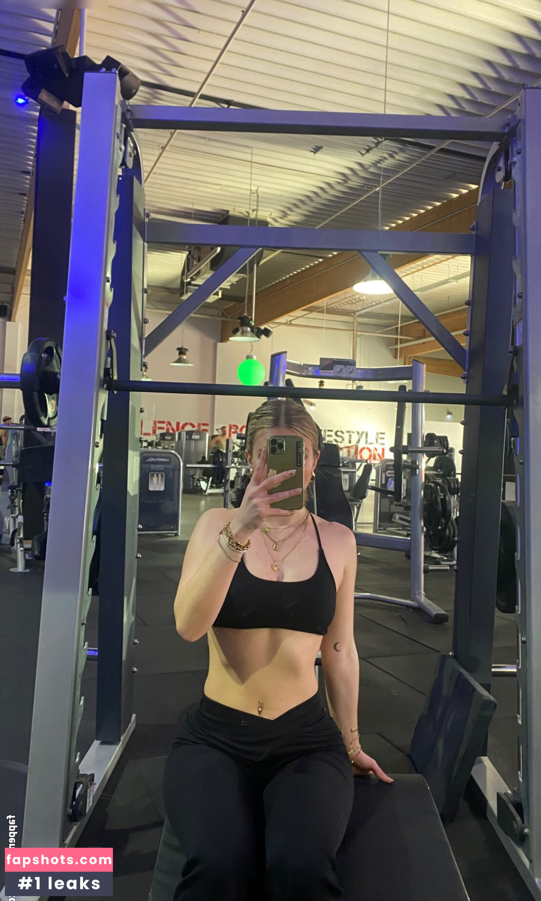 Emily Anouk Dorn gallery photo #15