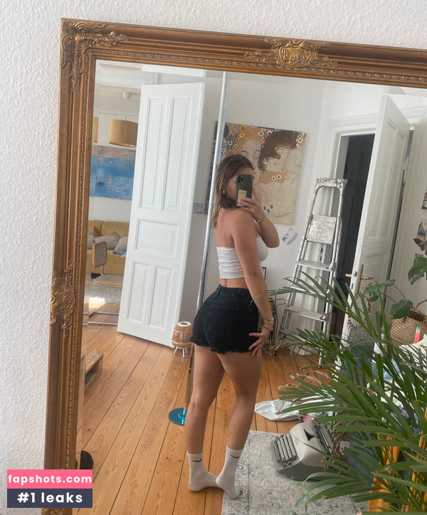 Emily Anouk Dorn gallery photo #16