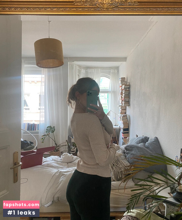 Emily Anouk Dorn gallery photo #18