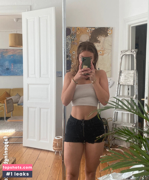 Emily Anouk Dorn gallery photo #19