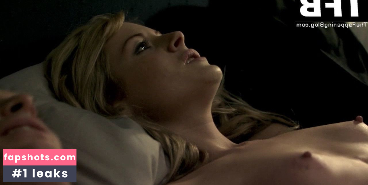 Emily Beecham gallery photo #6