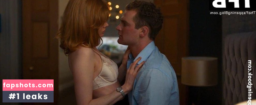 Emily Beecham gallery photo #10