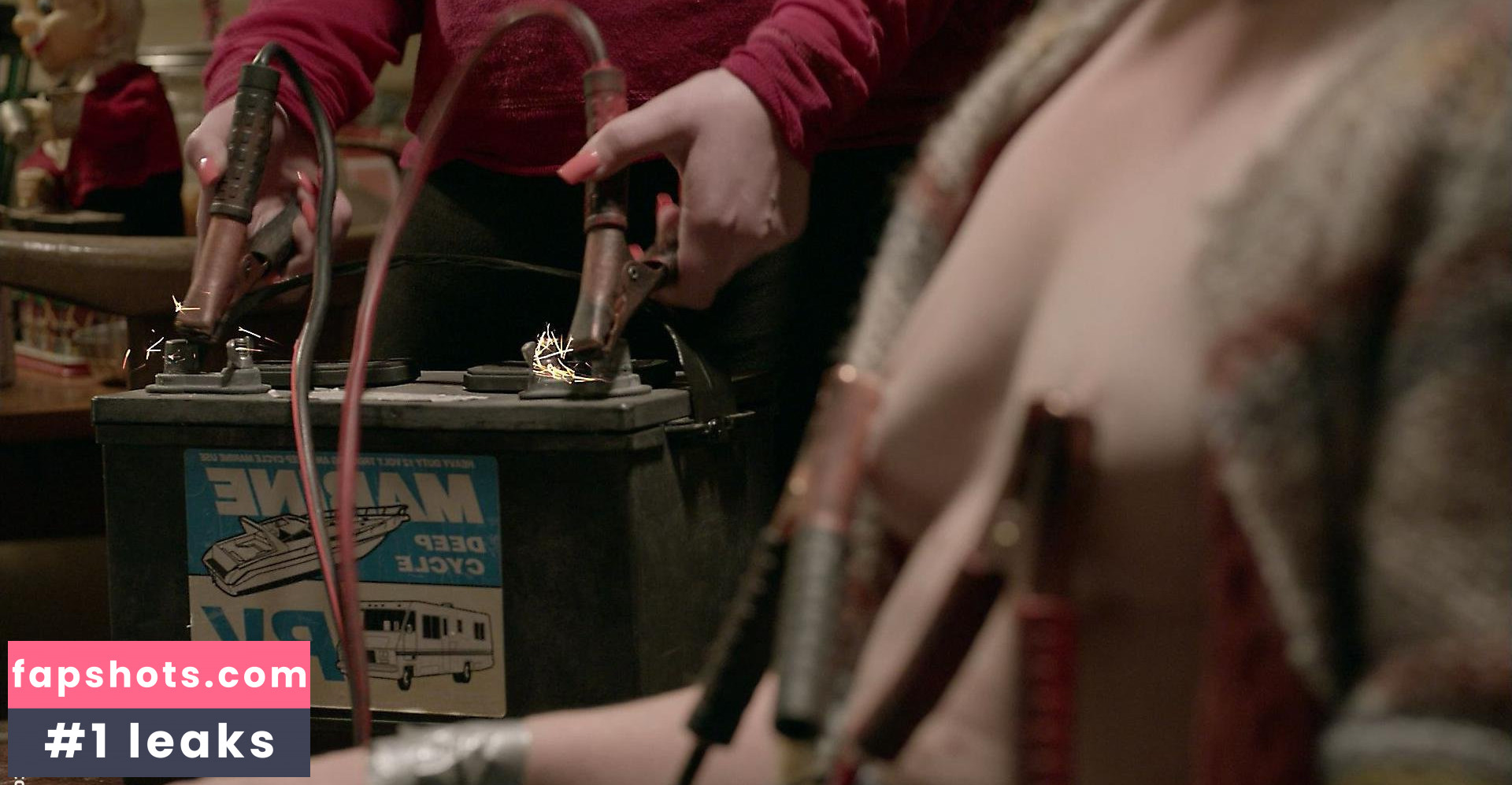 Emily Bergl gallery photo #14