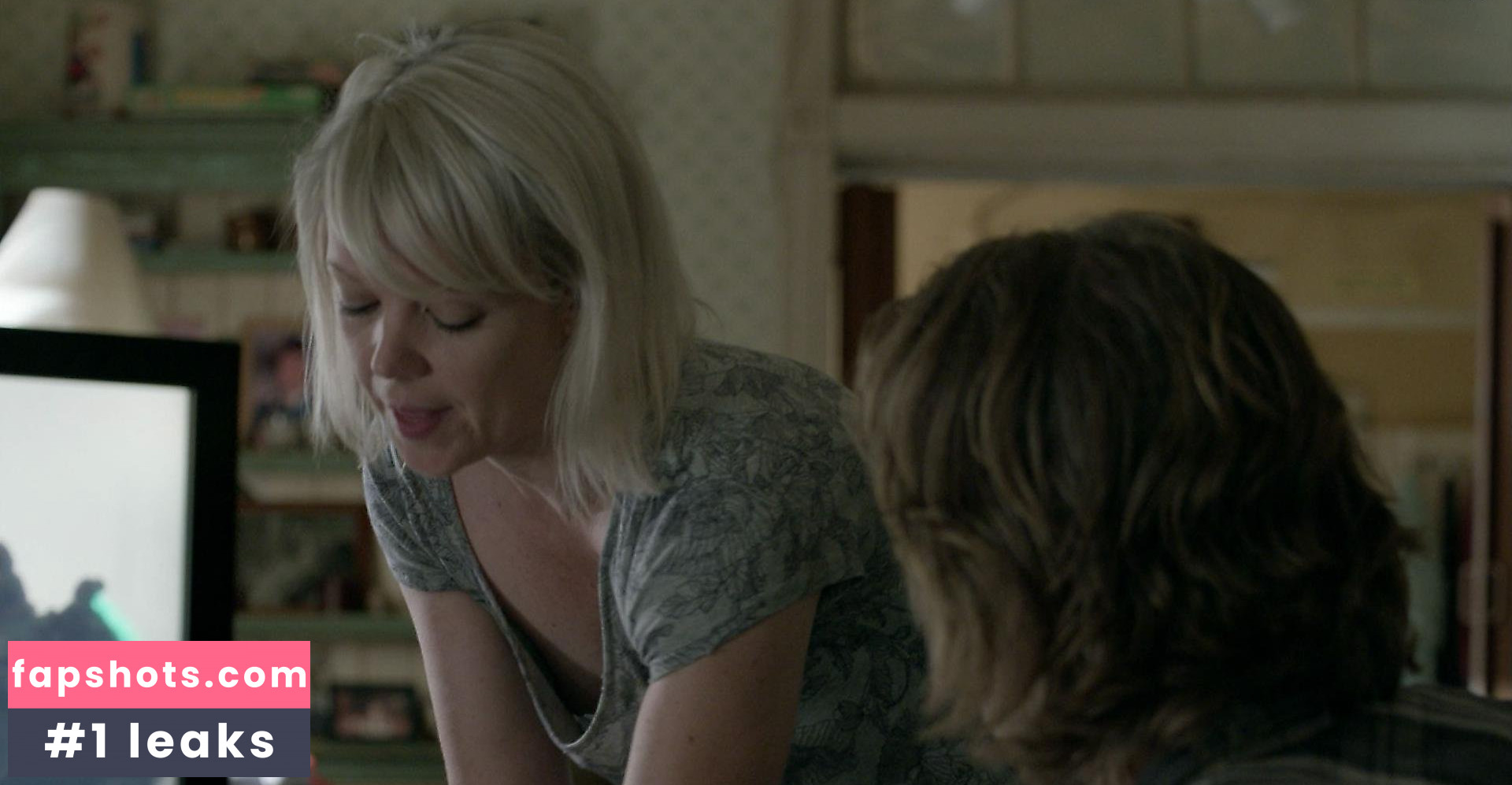 Emily Bergl nude babe gallery