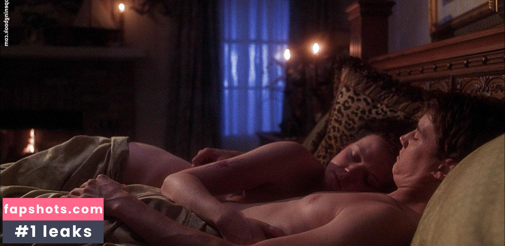 Emily Bergl gallery photo #4