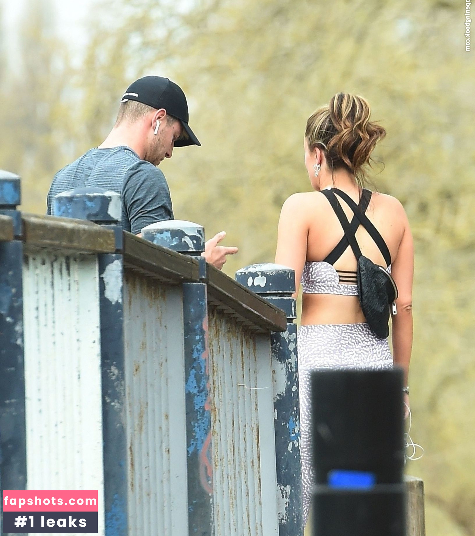 Emily Blackwell gallery photo #21