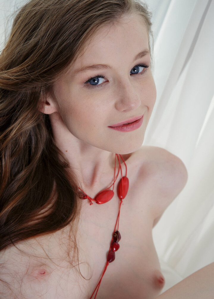 emily-bloom-2 gallery photo #2400