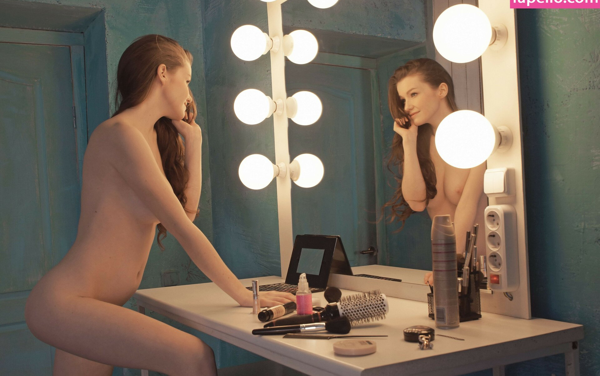 emily-bloom-2 gallery photo #3669