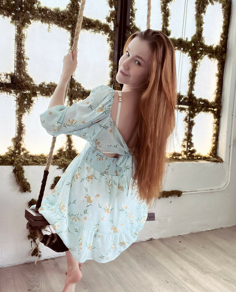 emily-bloom-2 gallery photo #4347