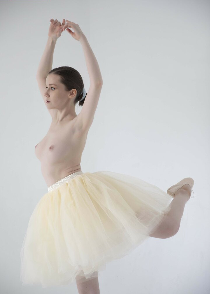 emily-bloom-2 gallery photo #4709