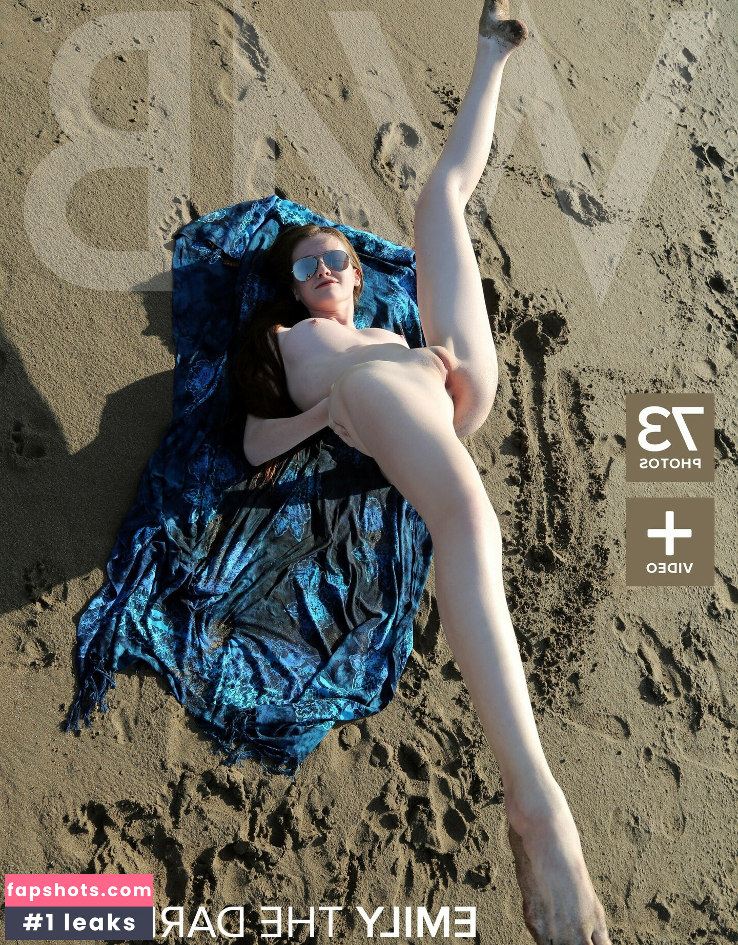 Emily Bloom gallery photo #165