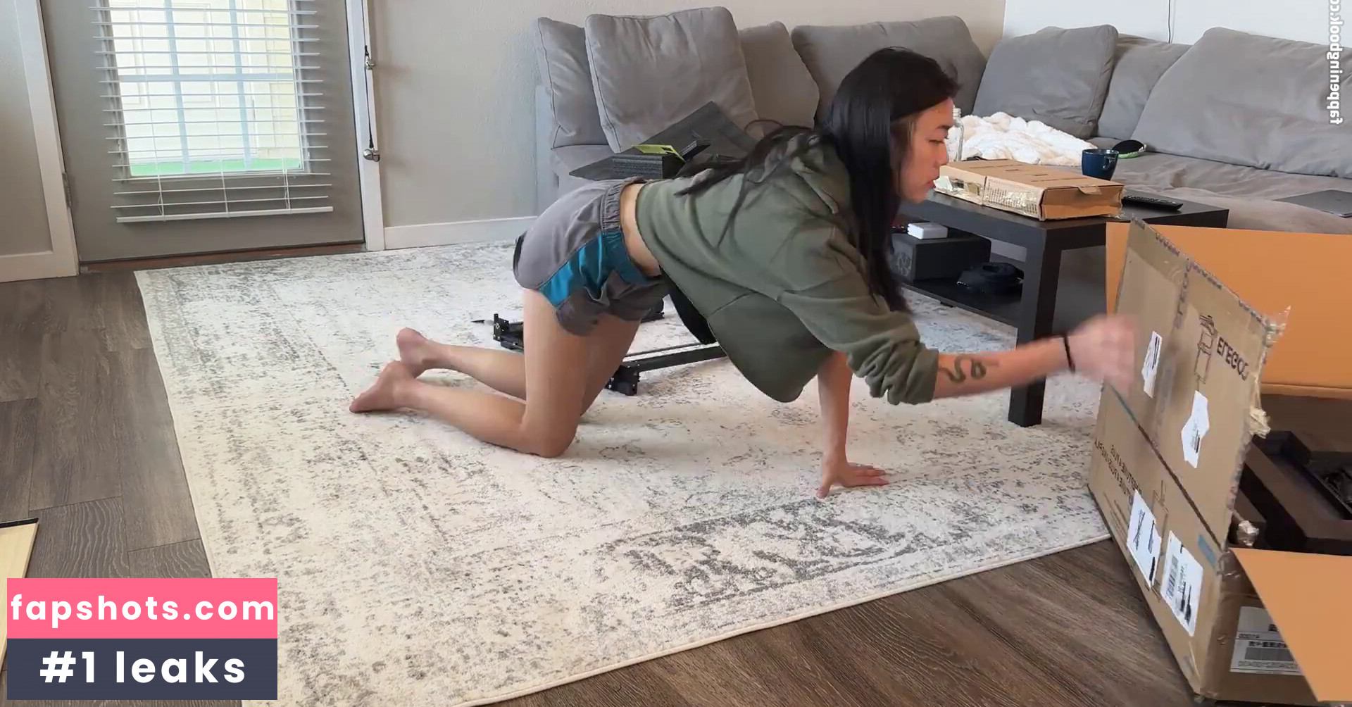 Emily Boe gallery photo #7