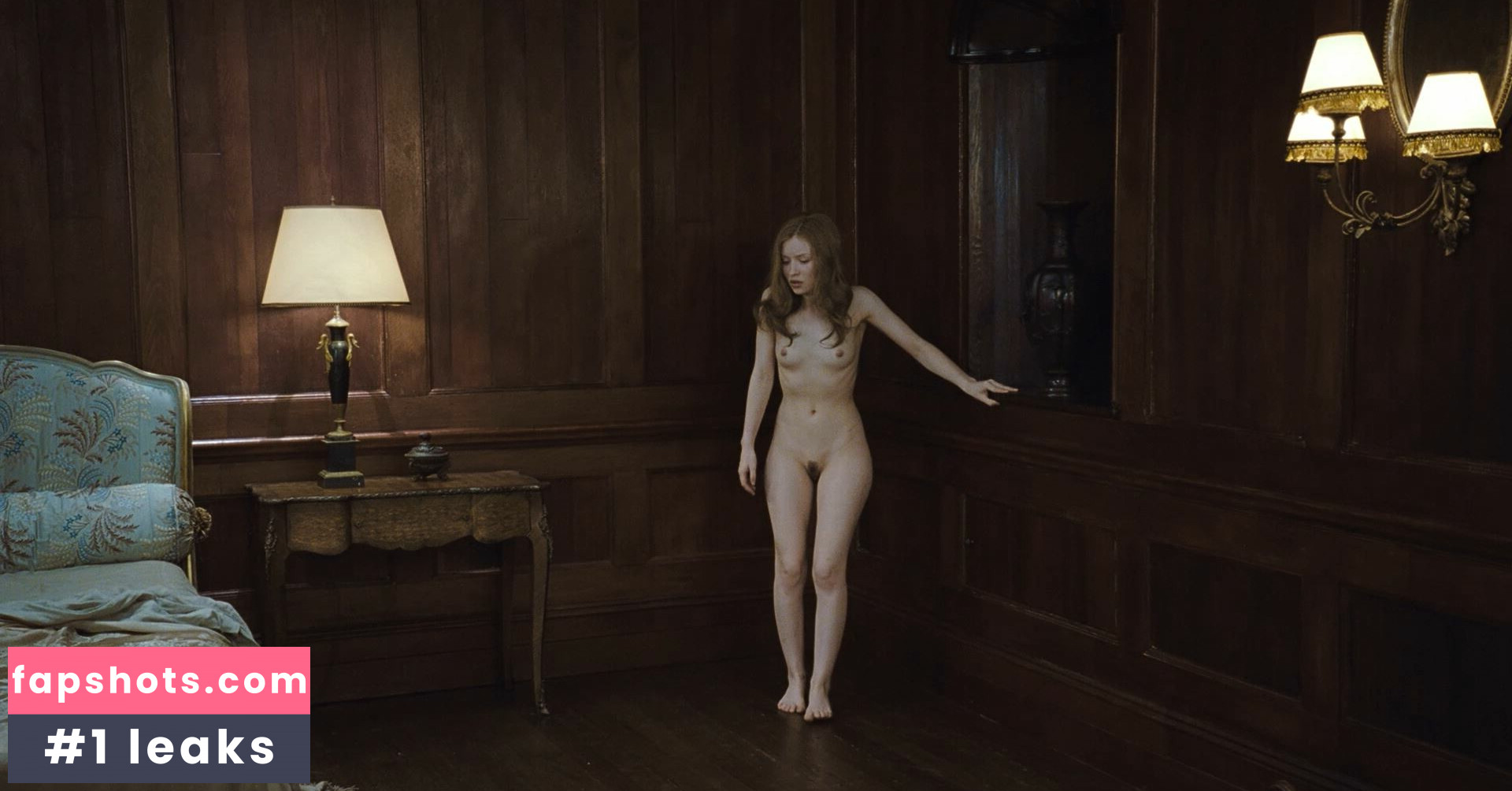 Emily Browning gallery photo #24