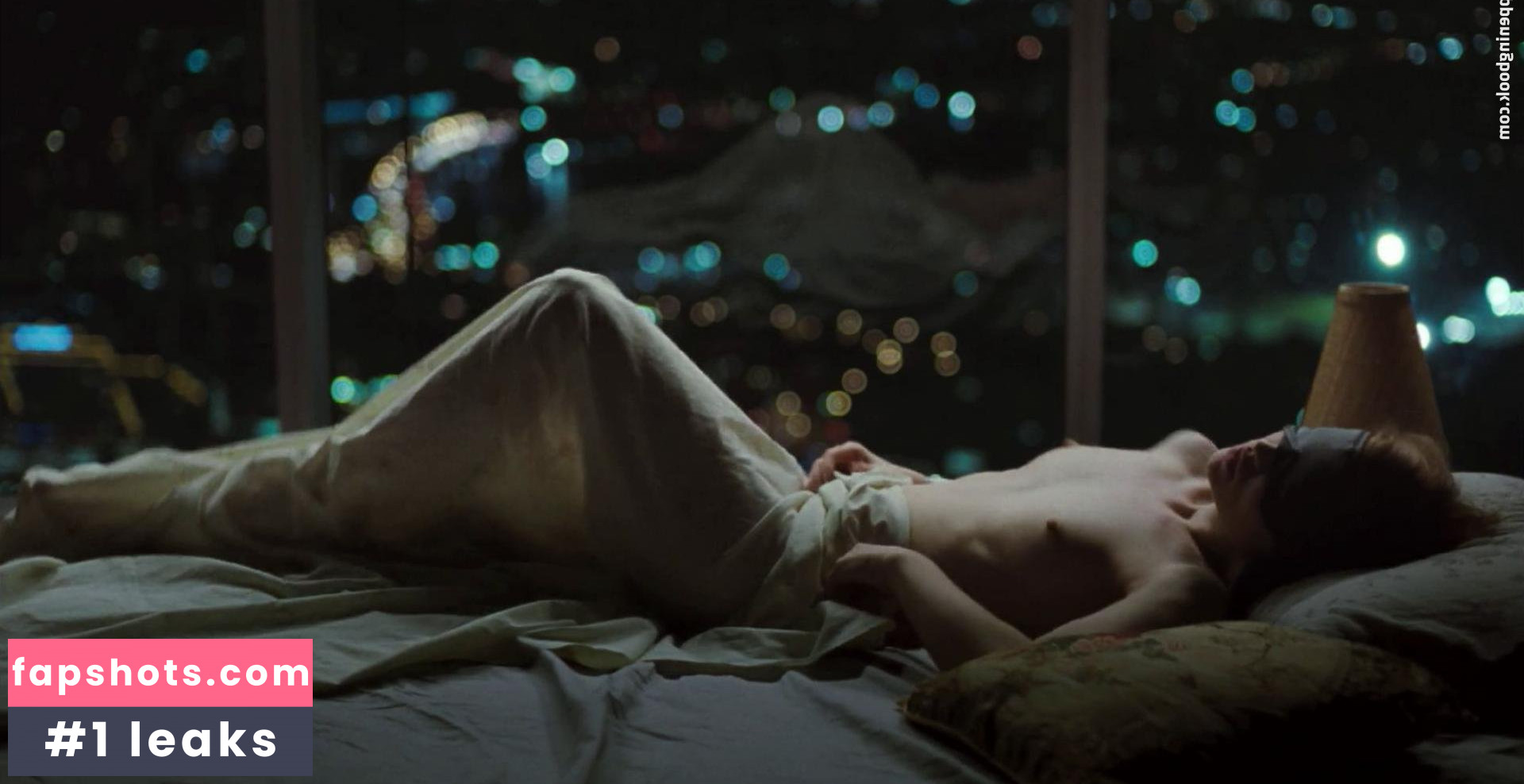 Emily Browning gallery photo #62